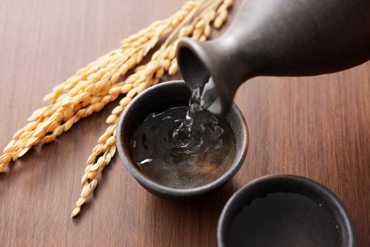 日本酒をもっと楽しむ。おちょこの種類と選び方