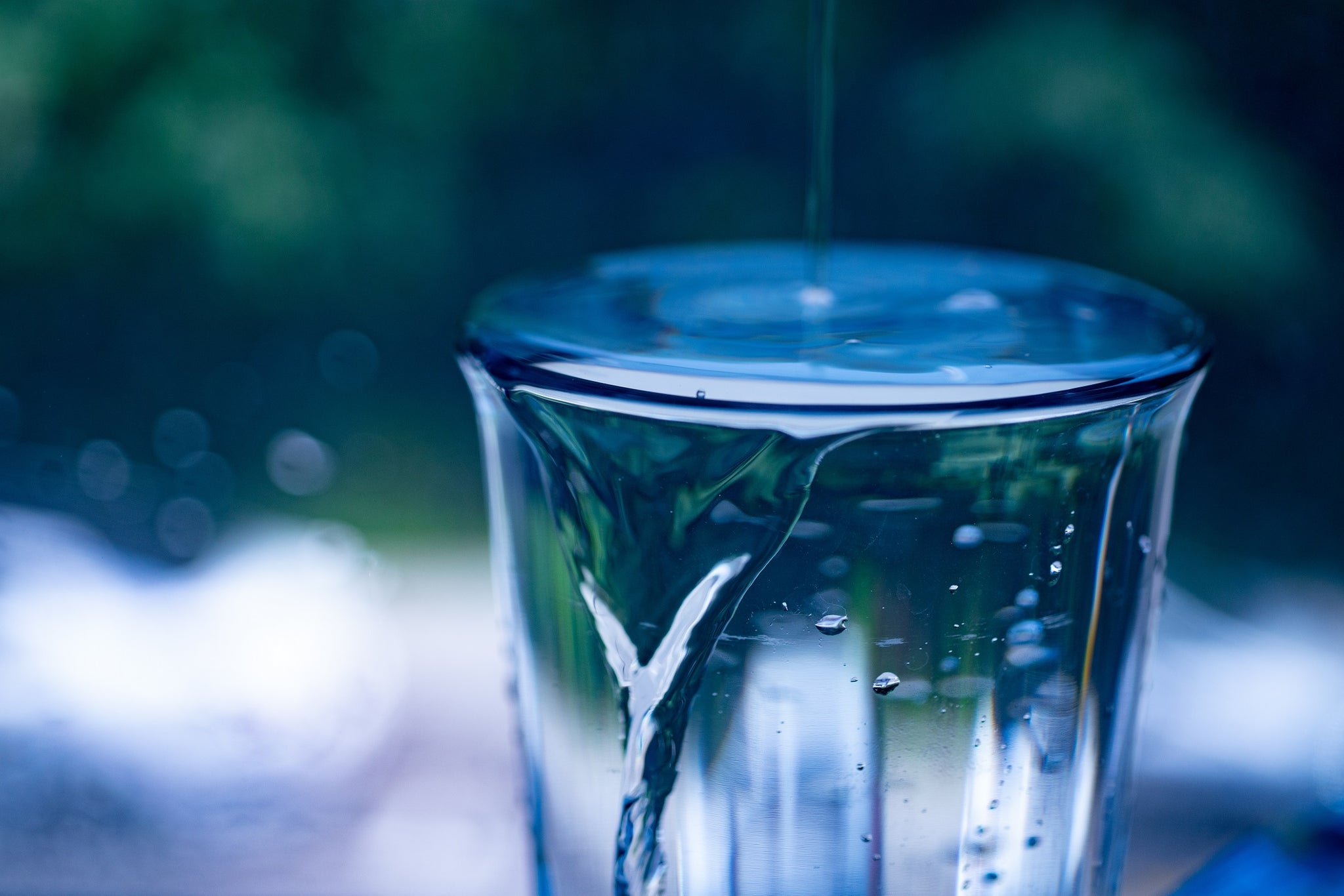 日本酒造りに大切な「仕込み水」とは？軟水・硬水により味わいが変わる！
